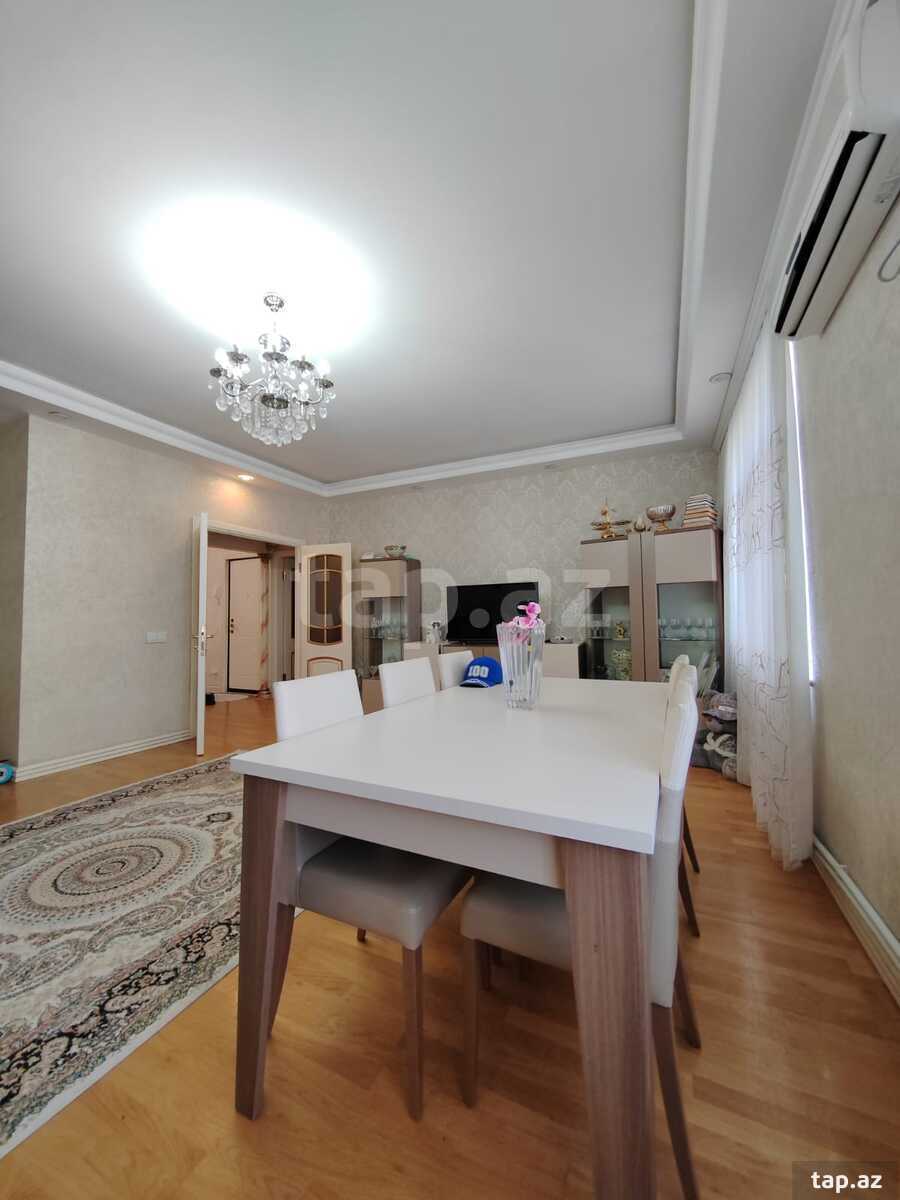 4-otaqlı mənzil, Məzahir Rüstəmov küç., 110 m²