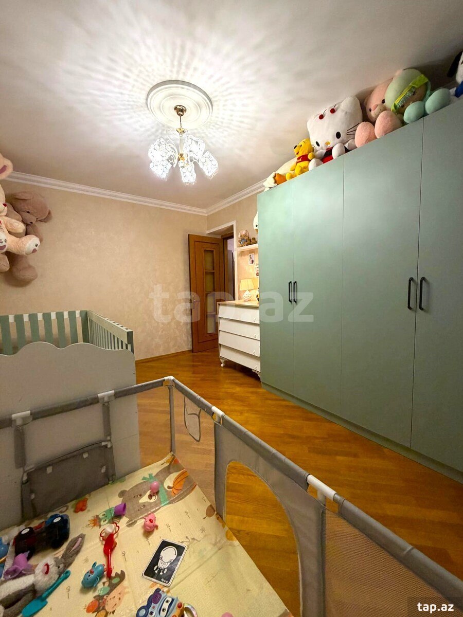 3-otaqlı mənzil, Neftçilər m., 70 m²