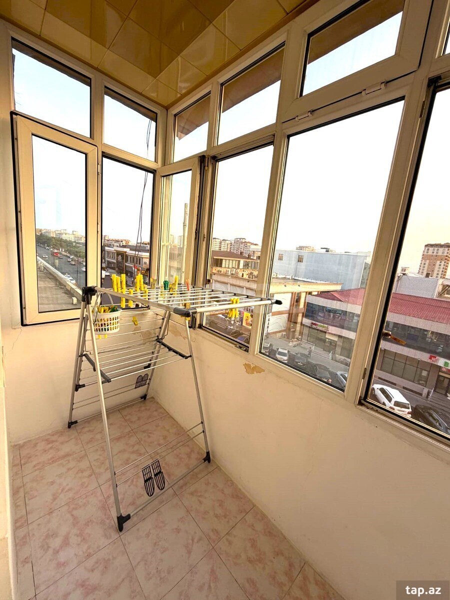 3-otaqlı mənzil, Neftçilər m., 70 m²