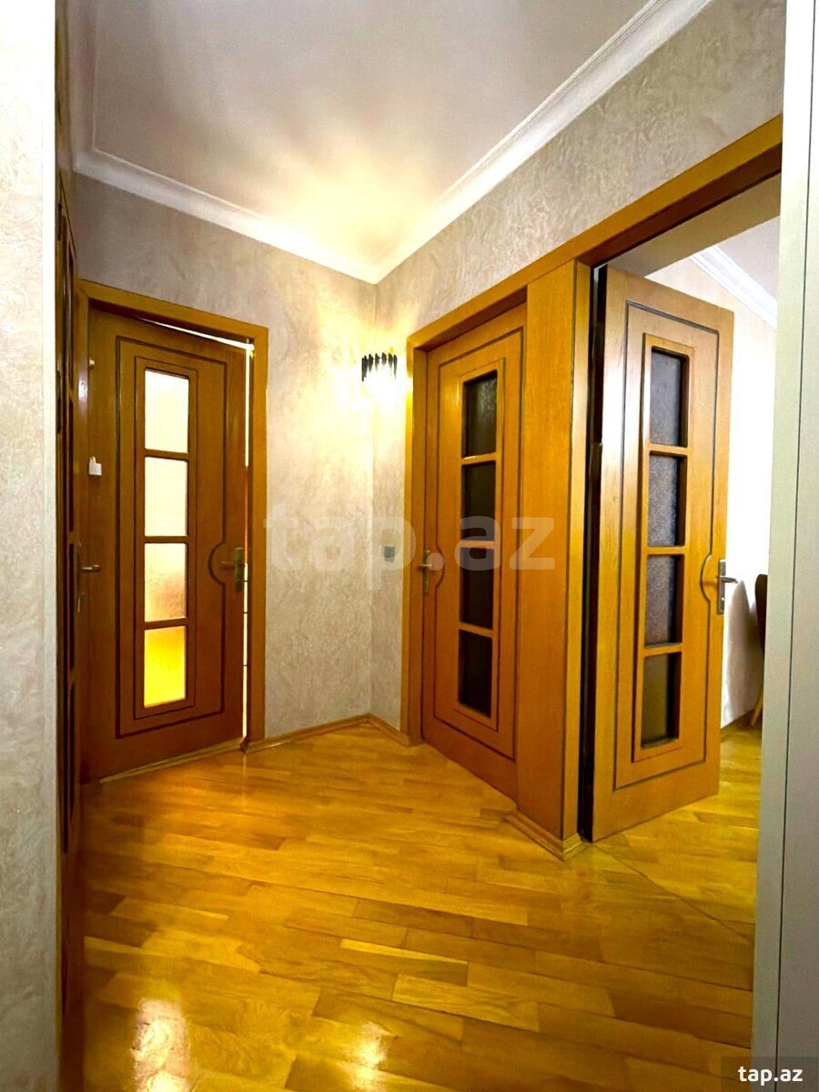3-otaqlı mənzil, Neftçilər m., 70 m²