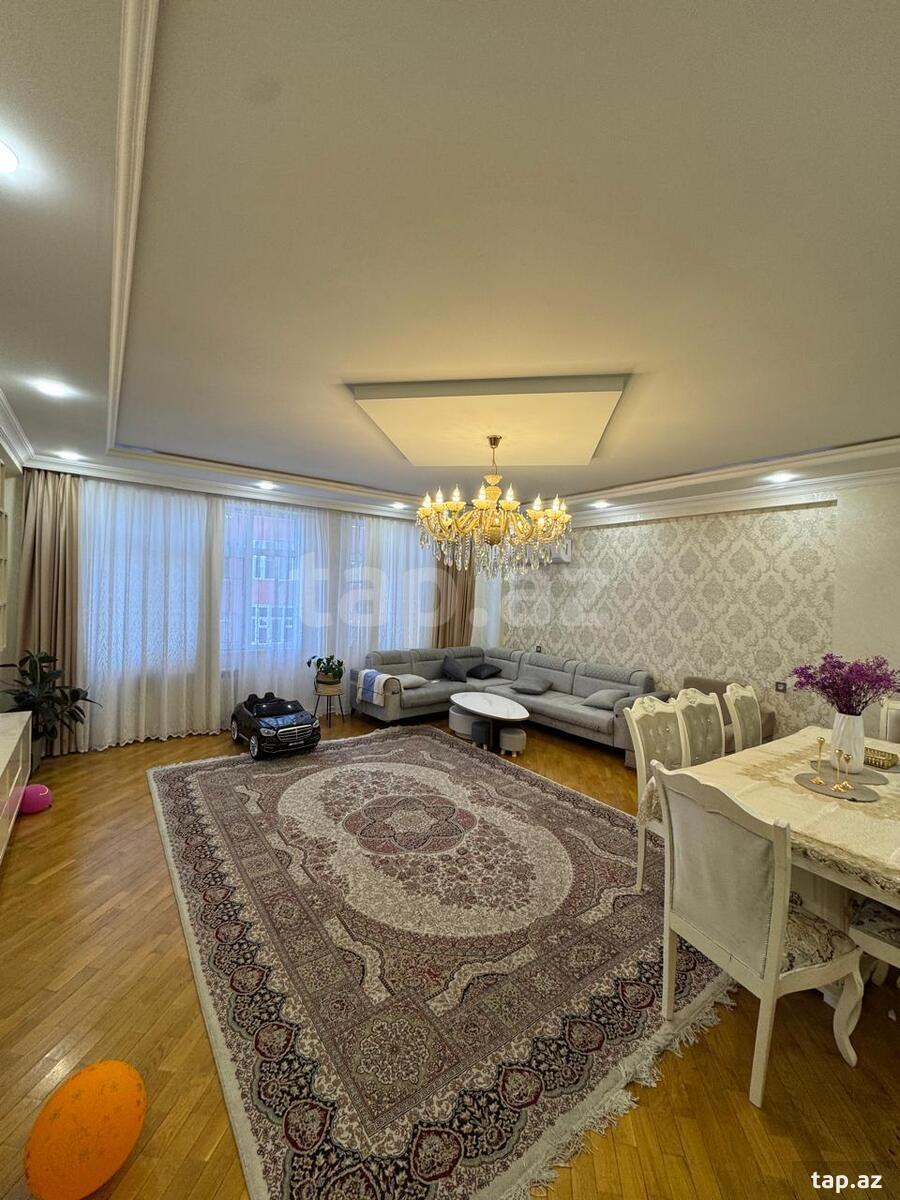 4-otaqlı yeni tikili, Ə.Əhmədov küç., 135 m²