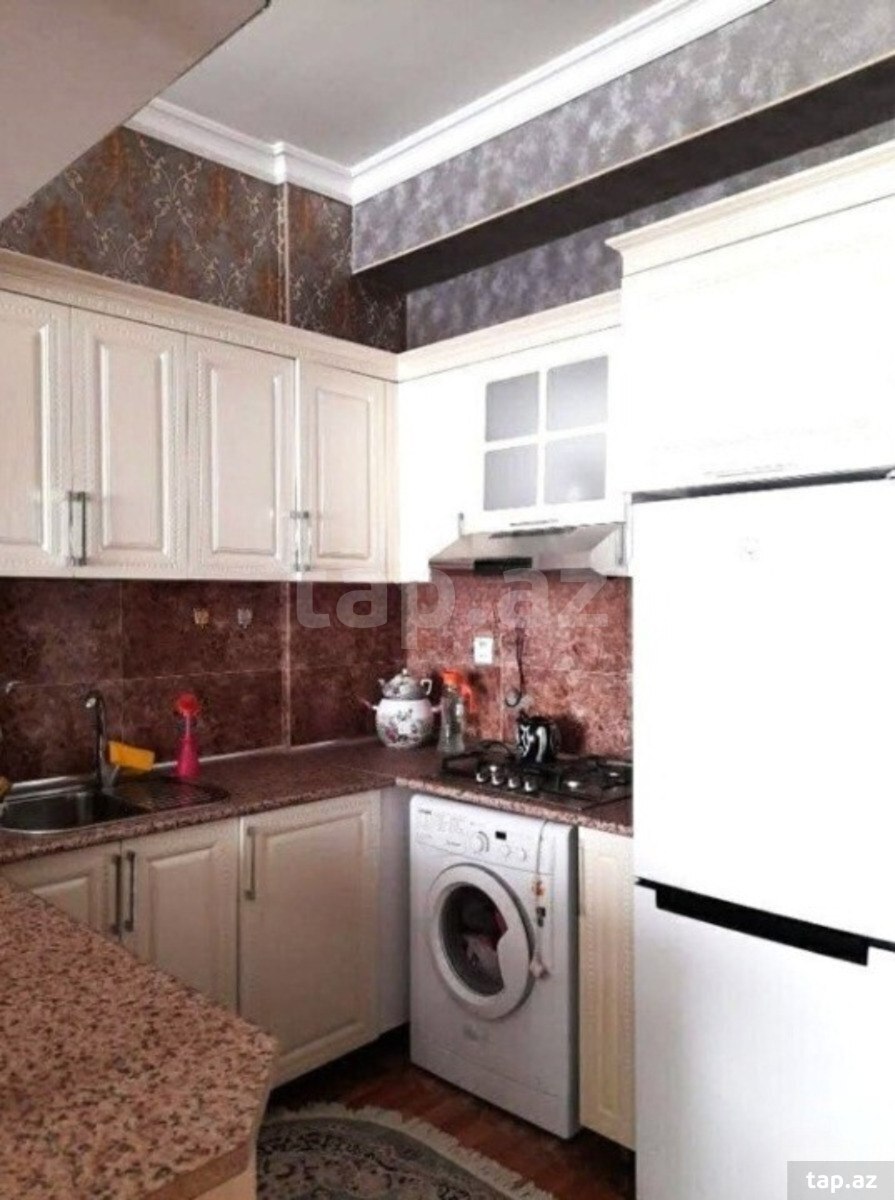3-otaqlı yeni tikili, Balaəmi Dadaşov küç., 85 m²
