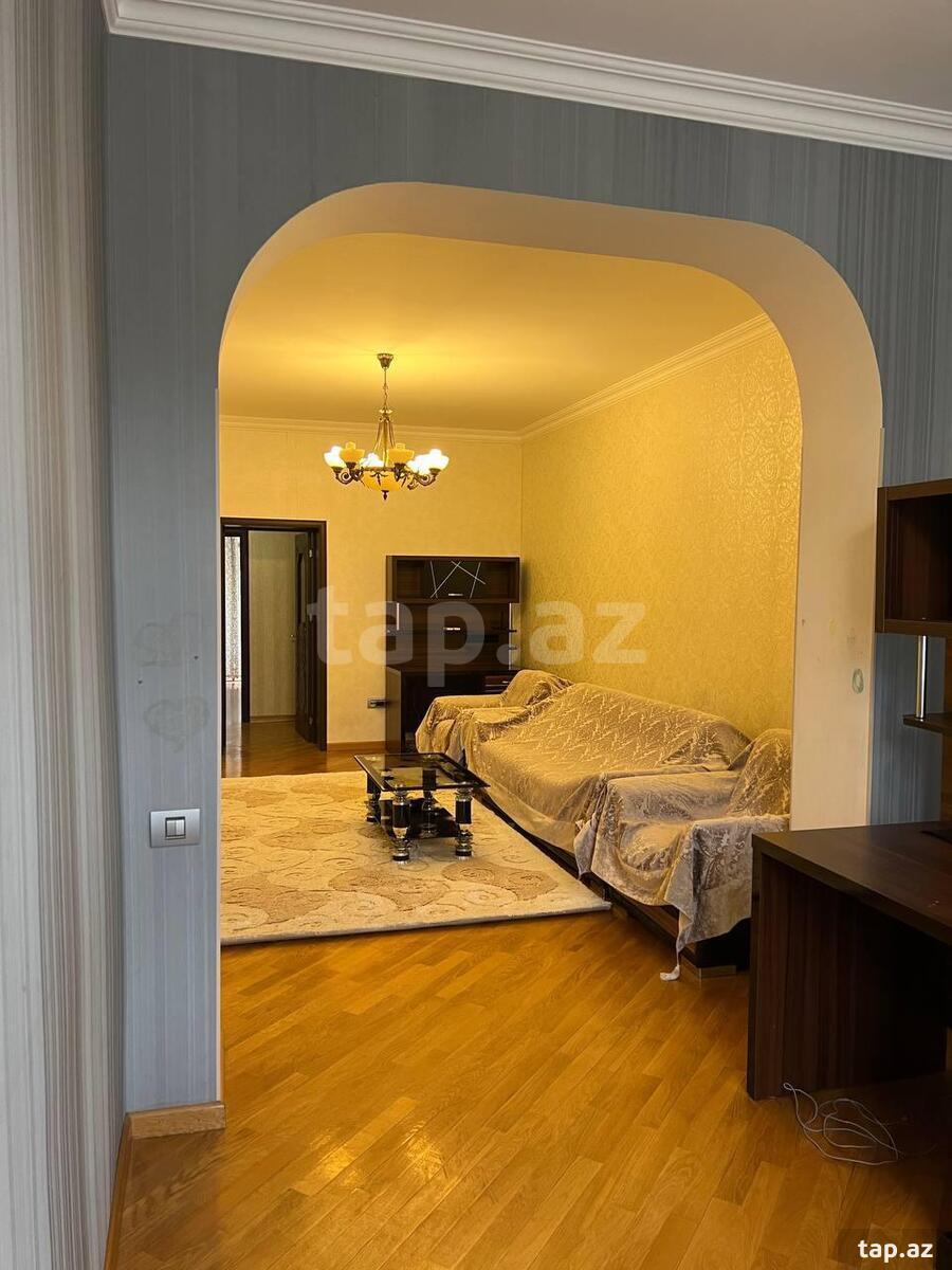 2-otaqlı mənzil kirayə verilir, 28 May m., 65 m²