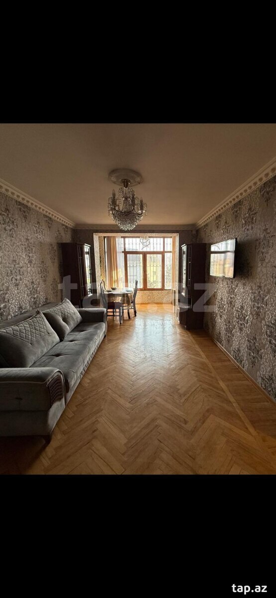 3-otaqlı mənzil, Bakıxanov küç., 75 m²