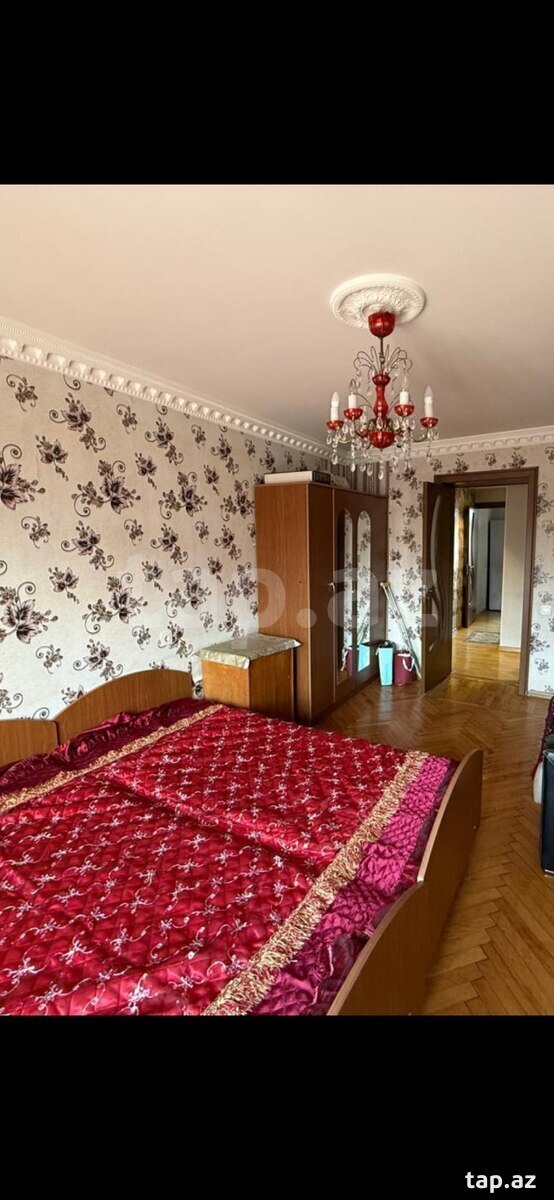 3-otaqlı mənzil, Bakıxanov küç., 75 m²