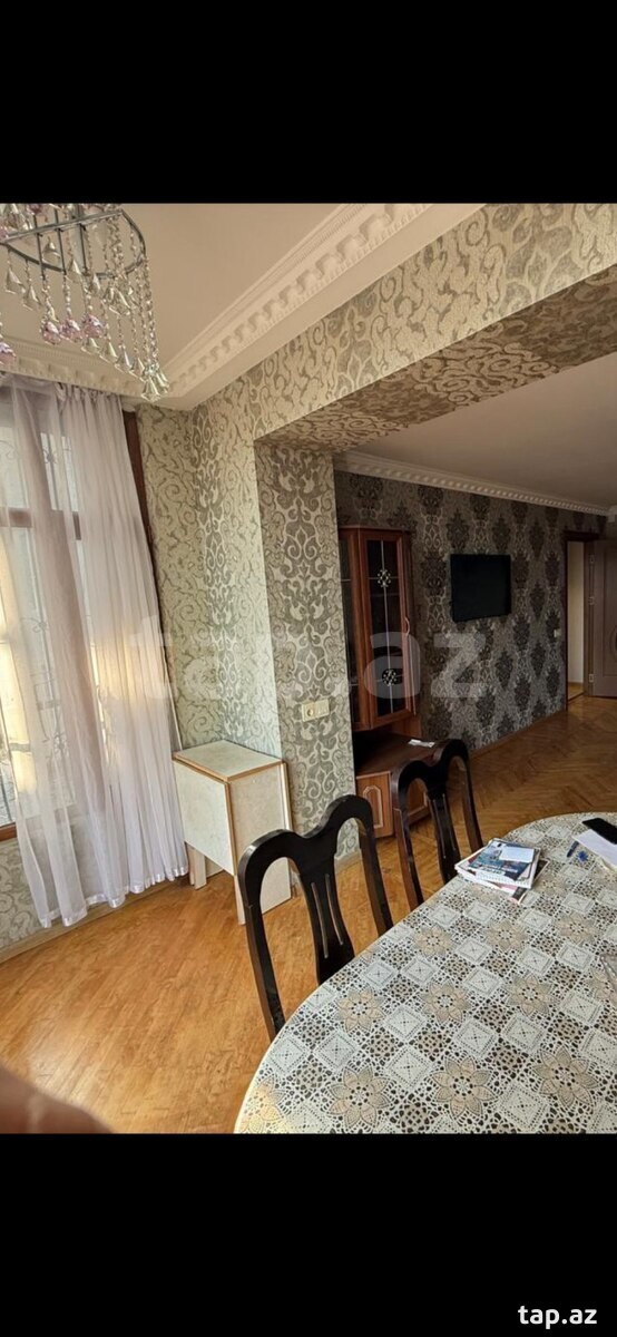 3-otaqlı mənzil, Bakıxanov küç., 75 m²