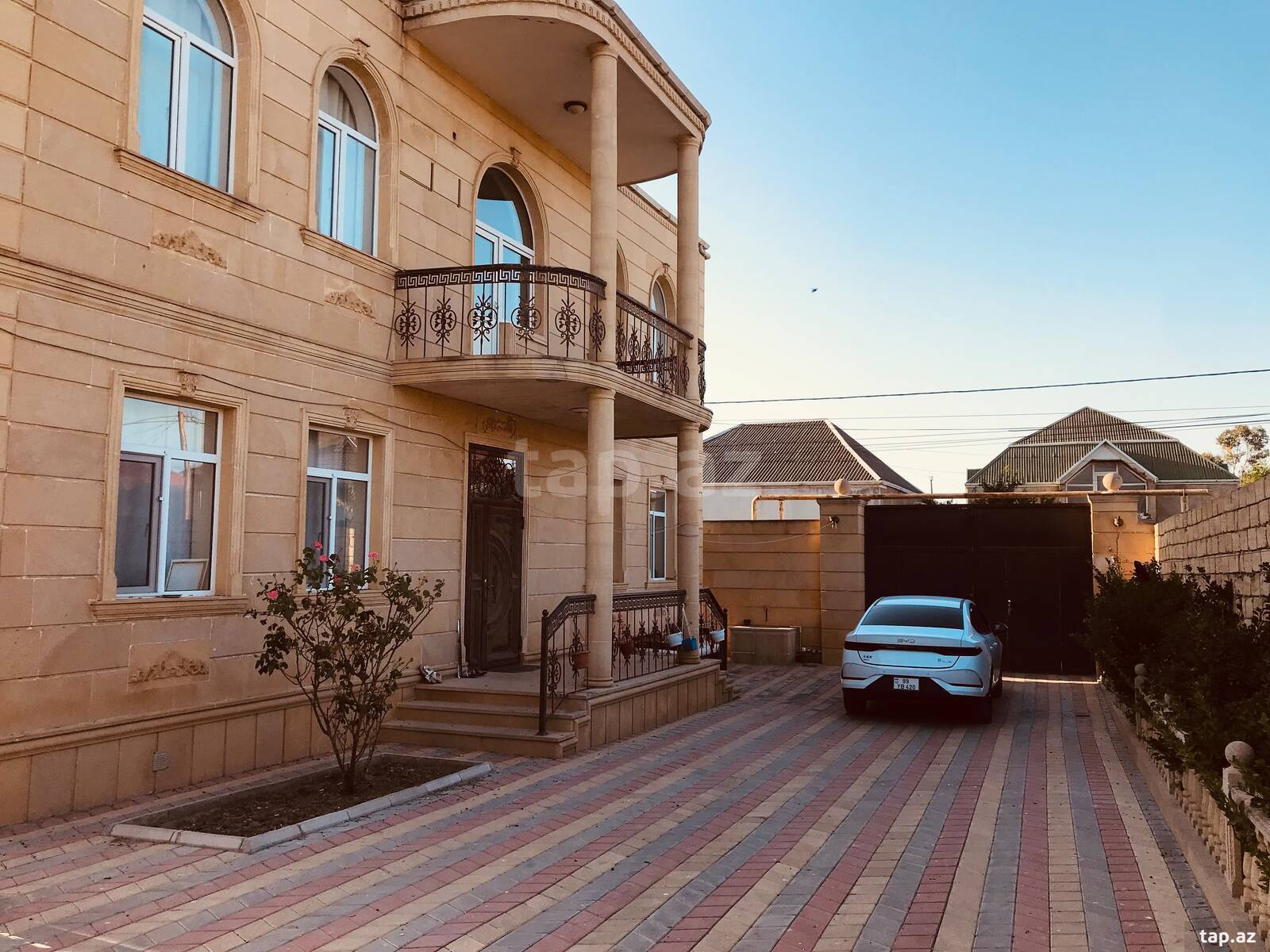 Villa, Biləcəri qəs.