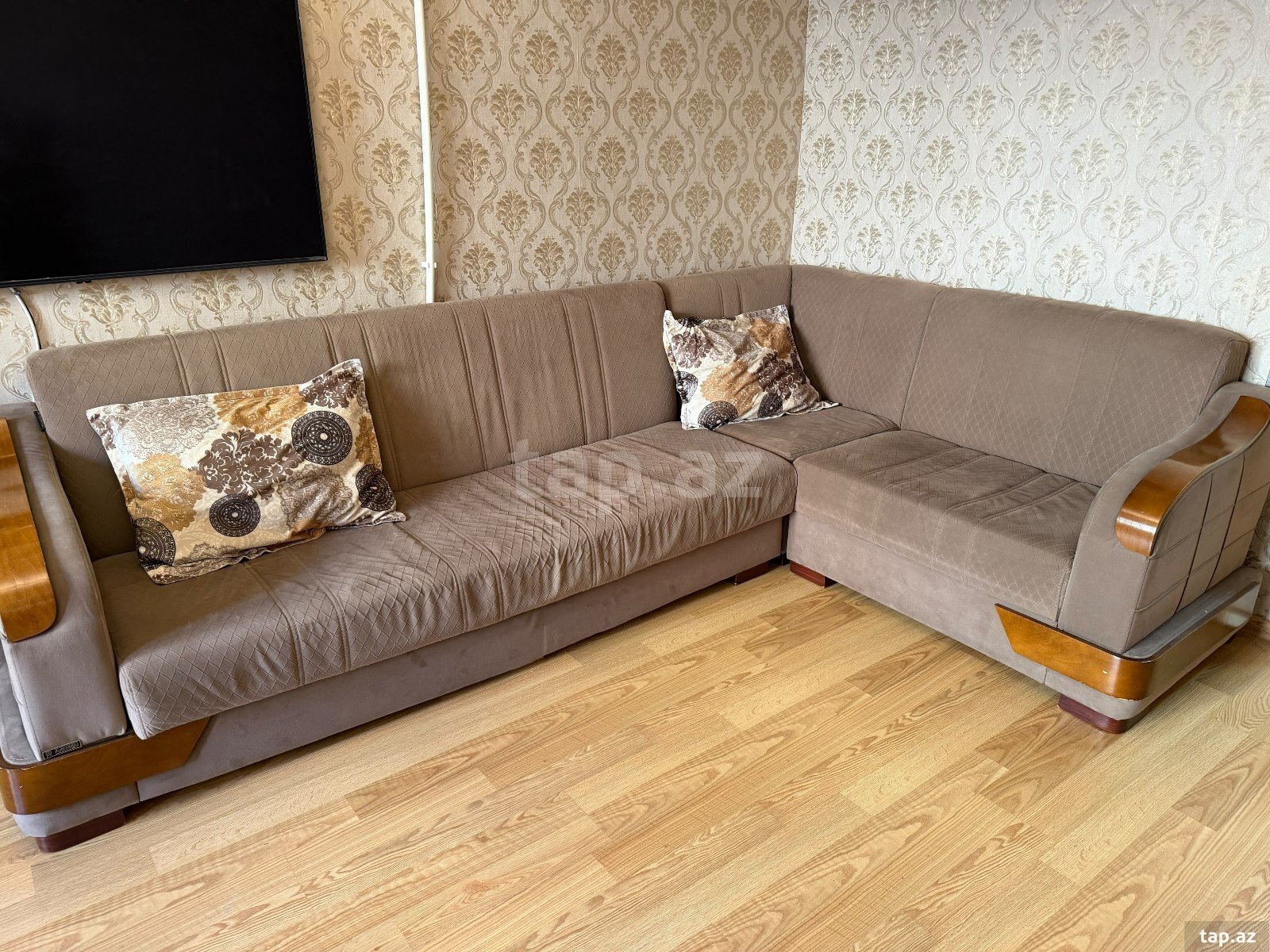 Künc divan