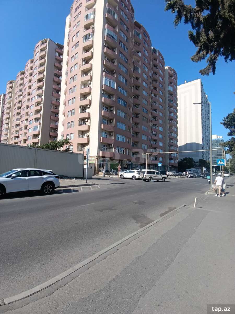 Həyət evi kirayə verilir, Xətai m.