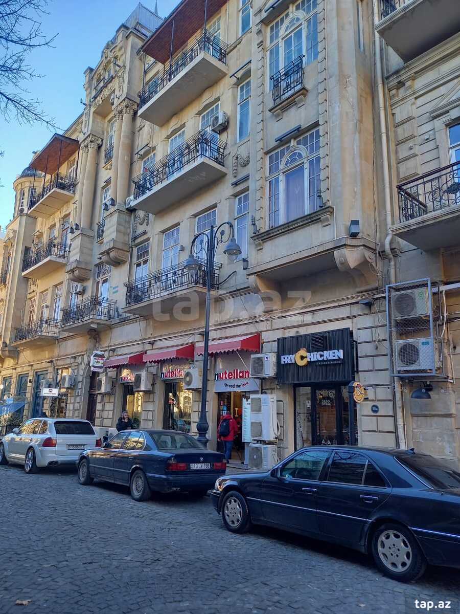 3 otaqlı mənzil satılır, Səbail, Bakı