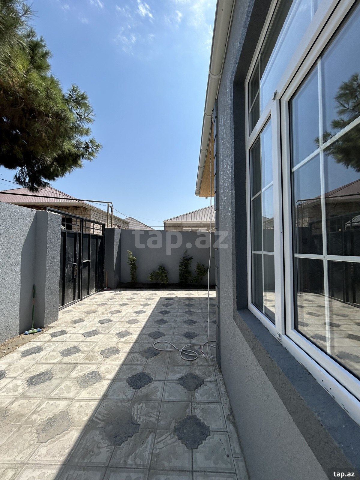 3 otaqlı həyət evi satılır, Binə, Bakı