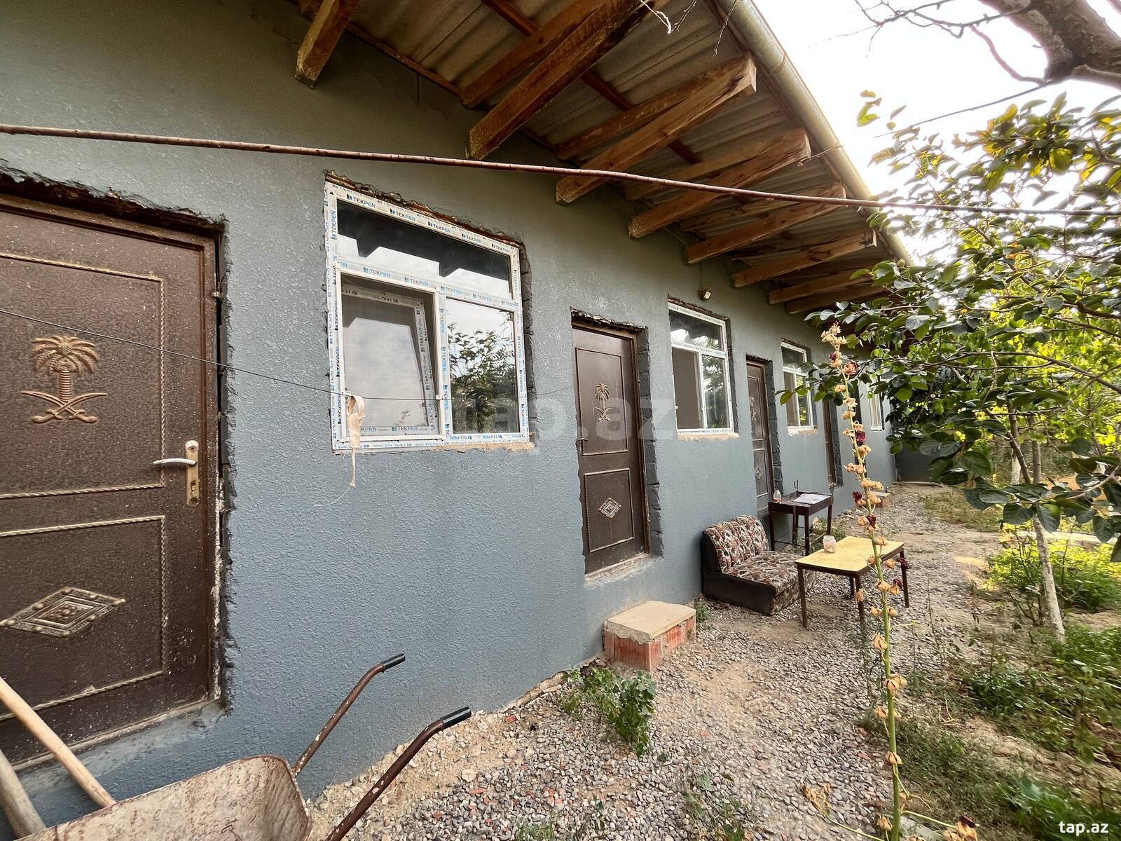 4 otaqlı həyət evi satılır, Sumqayıt