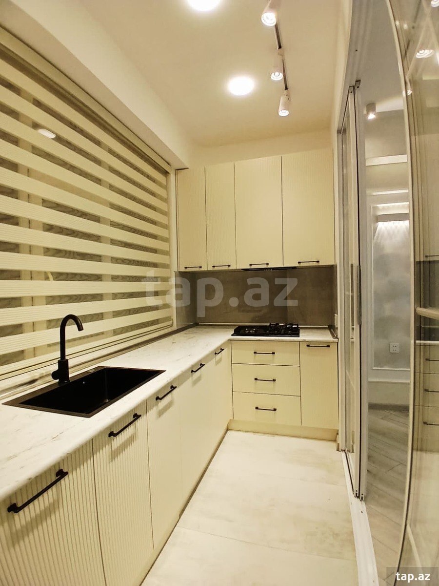 3-otaqlı yeni tikili, Dadaş Bünyadzadə küç., 60 m²