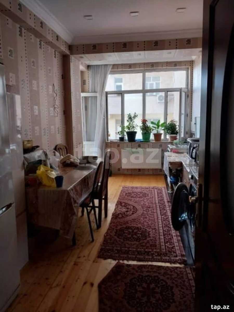 4-otaqlı yeni tikili kirayə verilir, Bakıxanov qəs., 110 m²