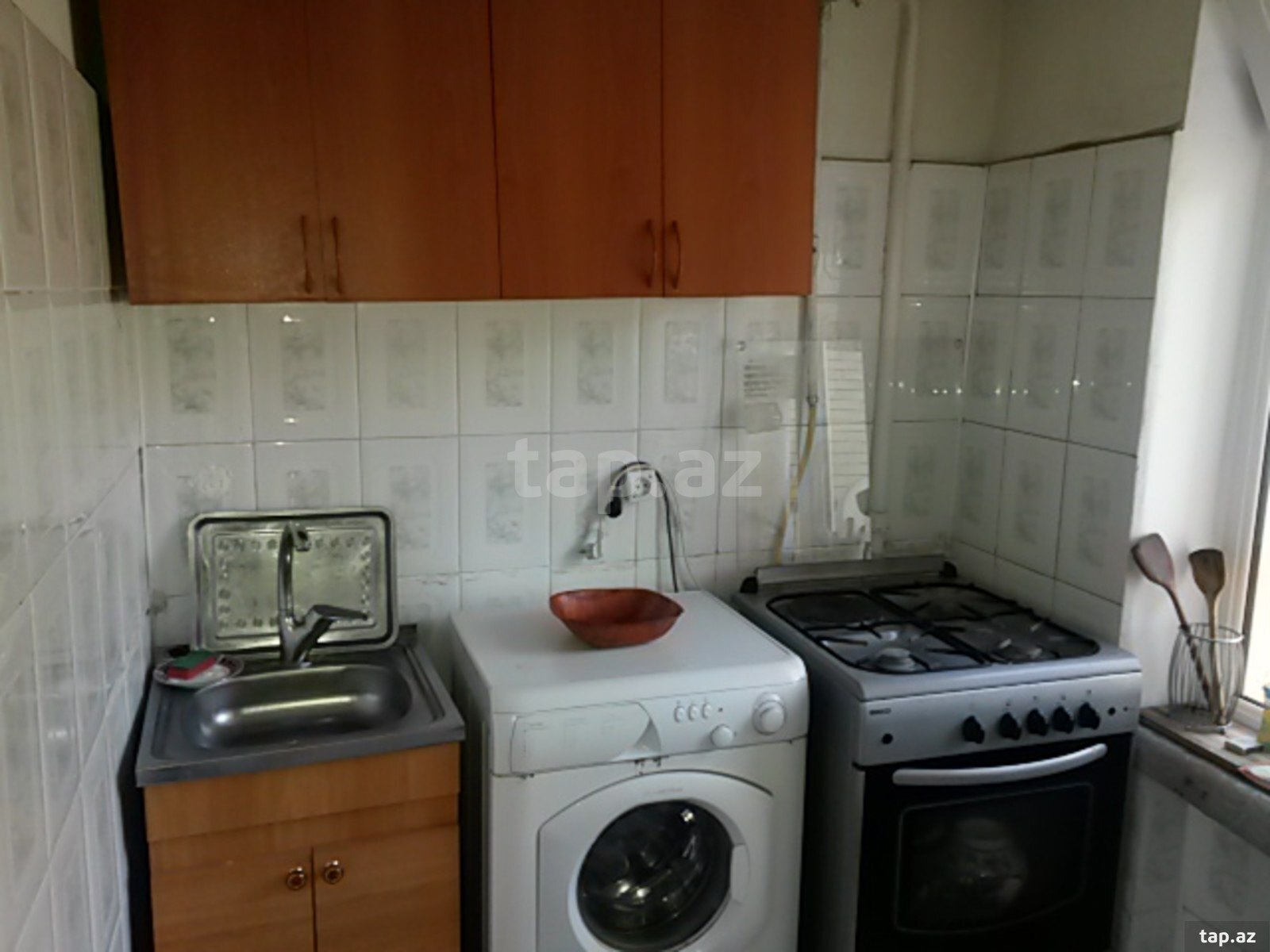 1-otaqlı mənzil kirayə verilir, İnşaatçılar pr., 32 m²