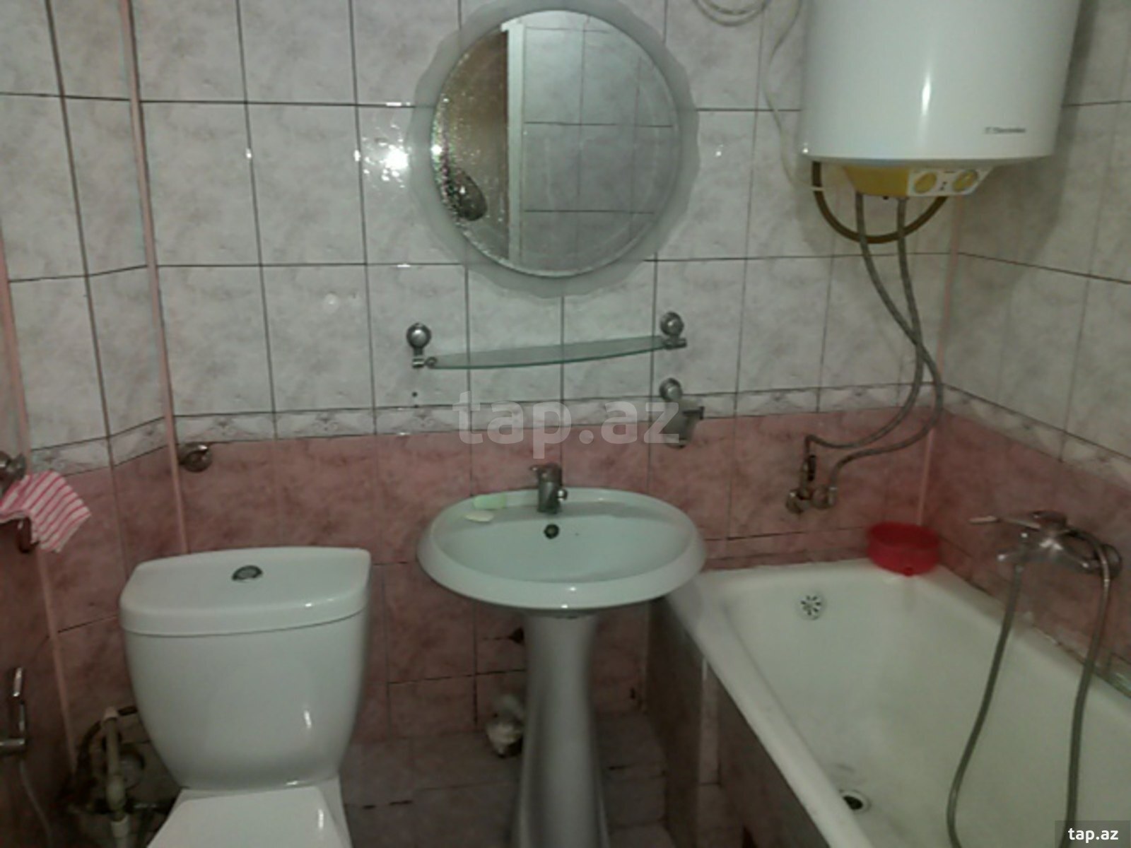 1-otaqlı mənzil kirayə verilir, İnşaatçılar pr., 32 m²