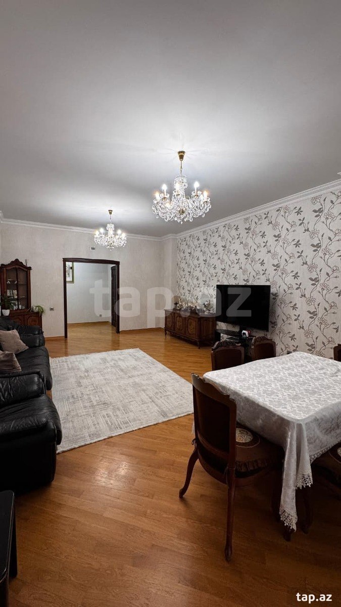 2-otaqlı yeni tikili, Gənclik m., 127 m²