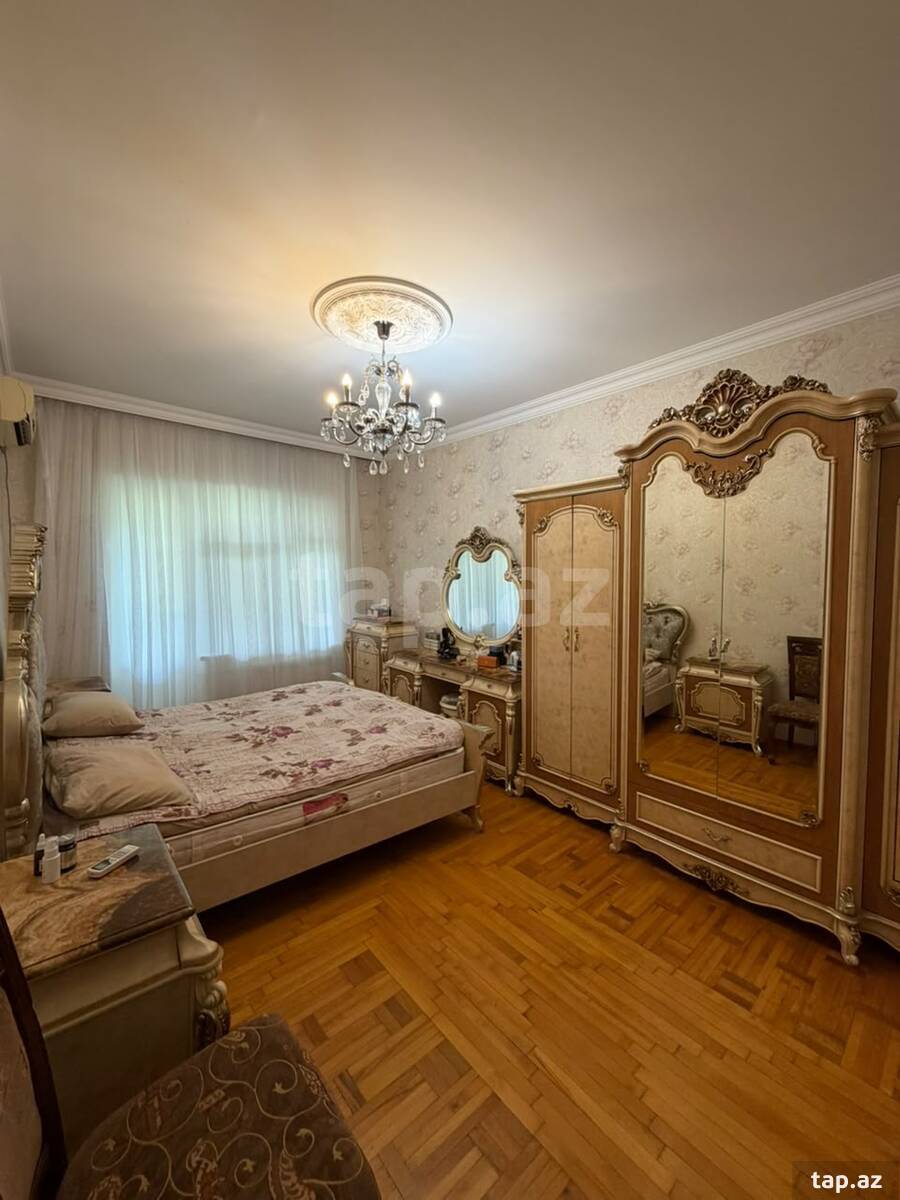5-otaqlı mənzil, Nəsirəddin Tusi küç., 120 m²