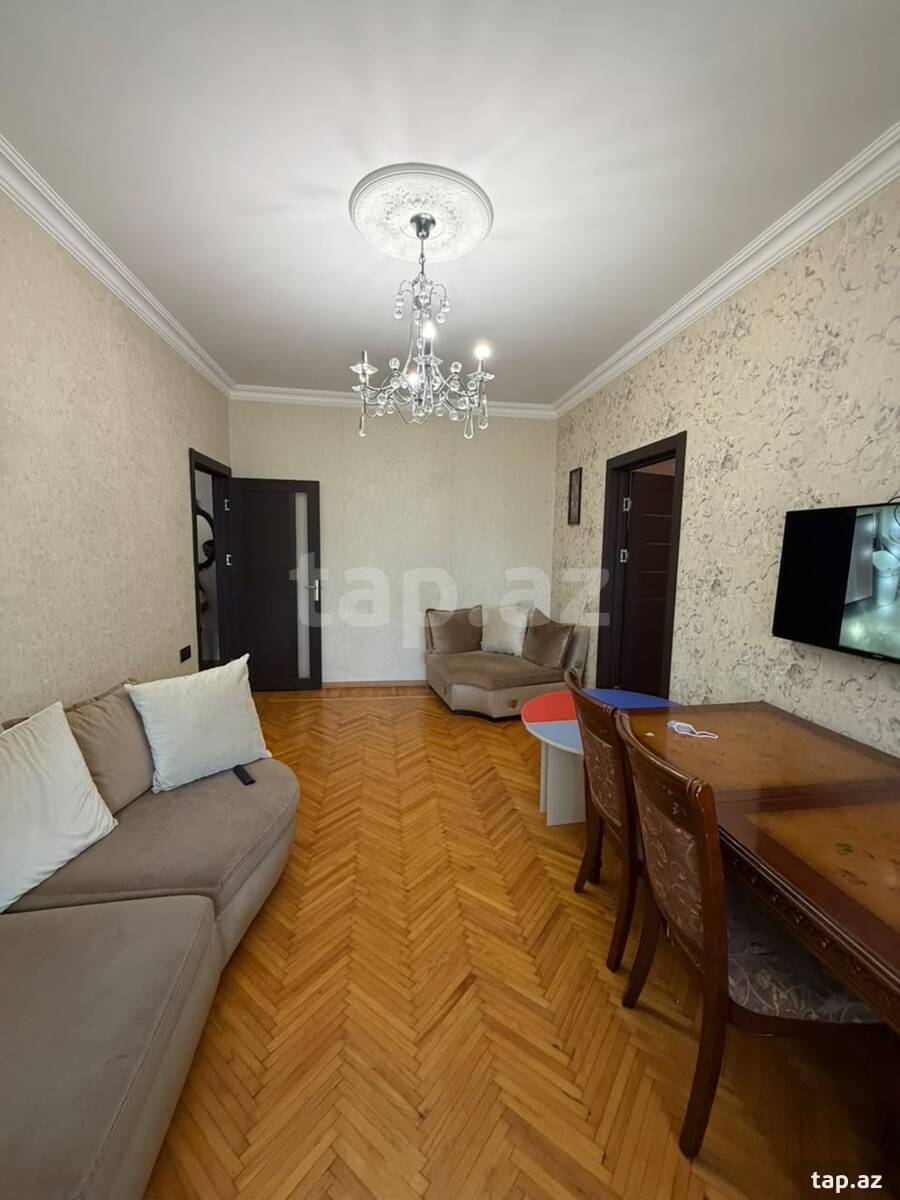5-otaqlı mənzil, Nəsirəddin Tusi küç., 120 m²