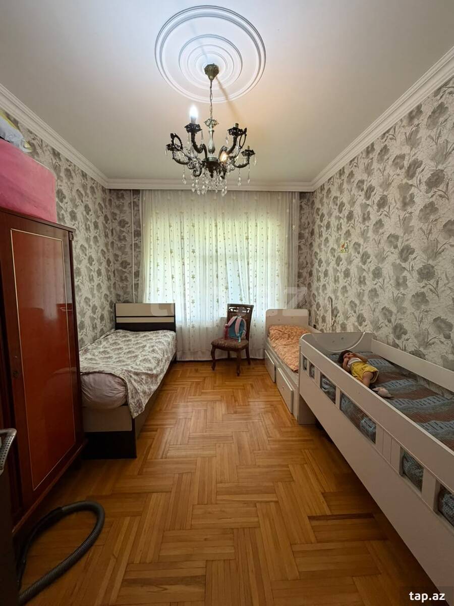 5-otaqlı mənzil, Nəsirəddin Tusi küç., 120 m²