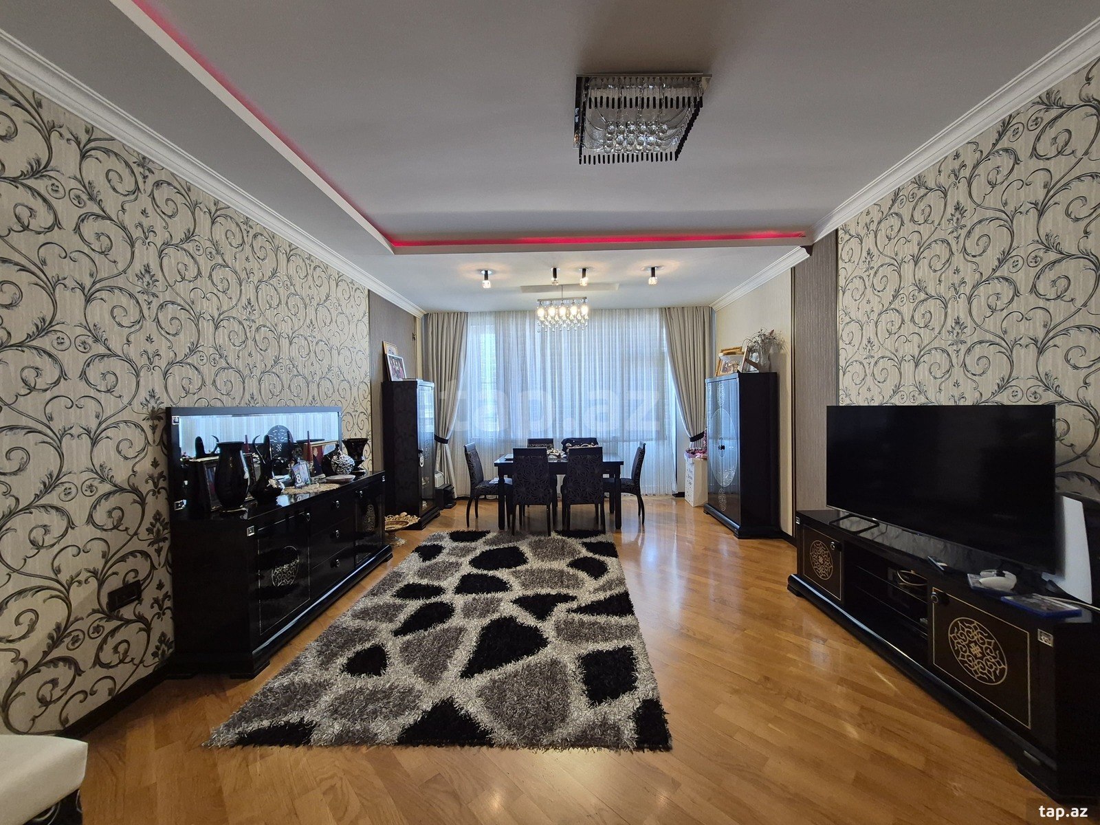5-otaqlı yeni tikili, Nizami küç., 250 m²