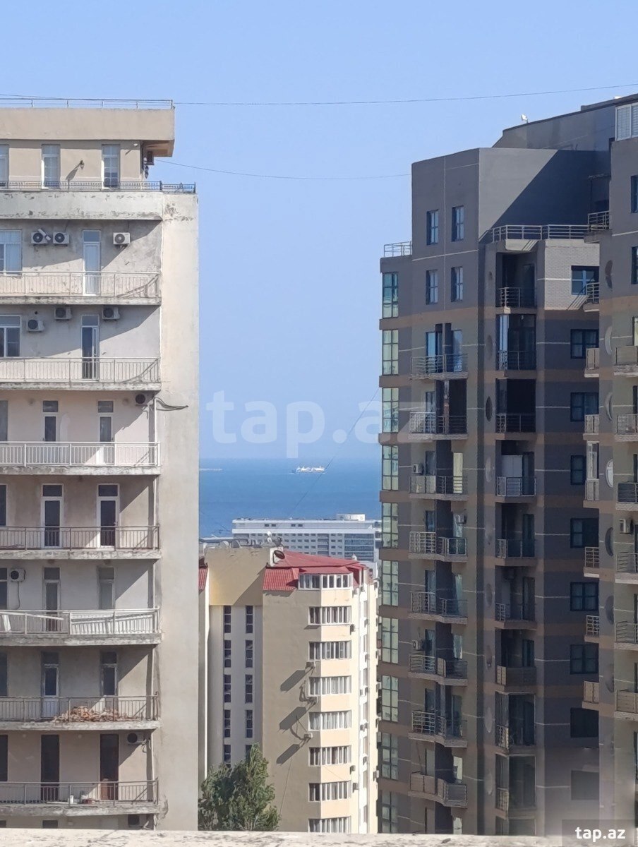 10-otaqlı yeni tikili, İzzət Həmidov küç., 1000 m²