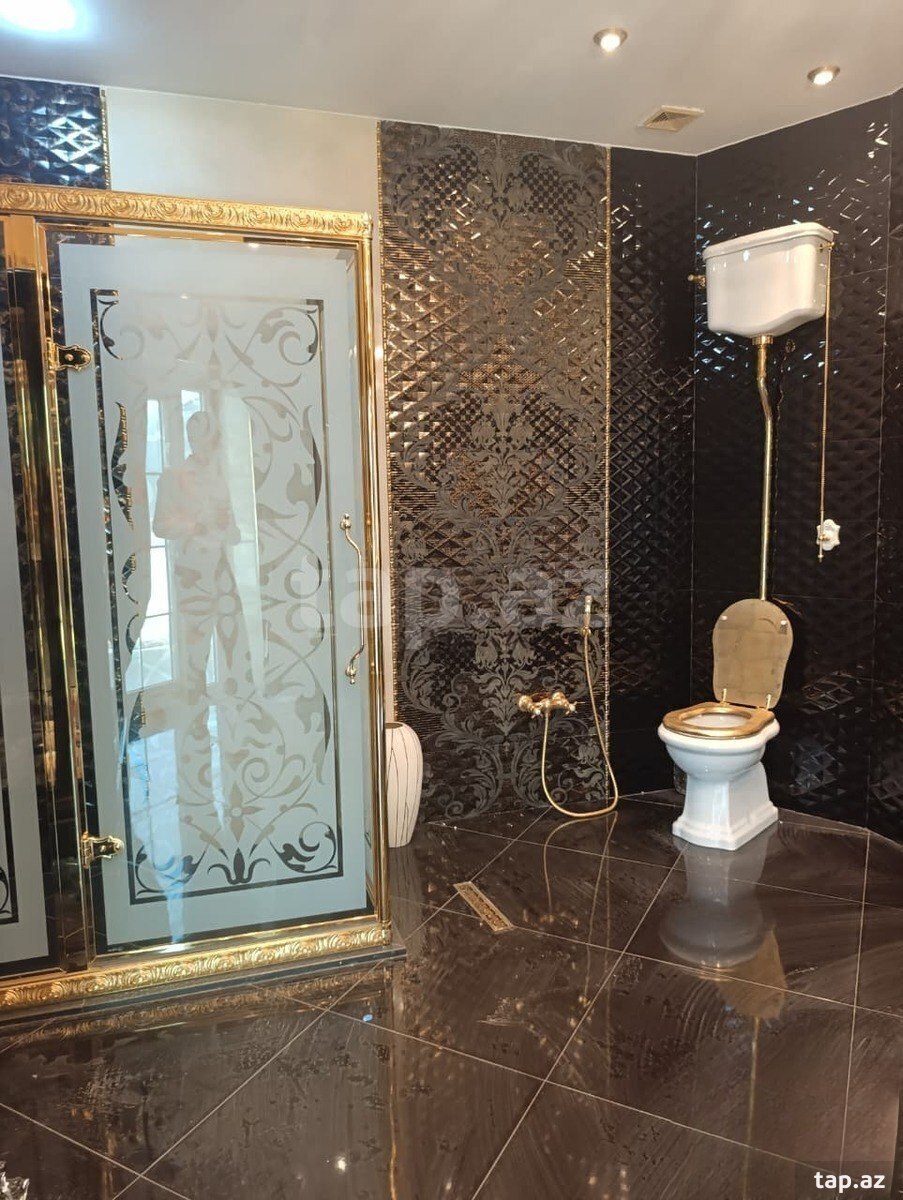 10-otaqlı yeni tikili, İzzət Həmidov küç., 1000 m²