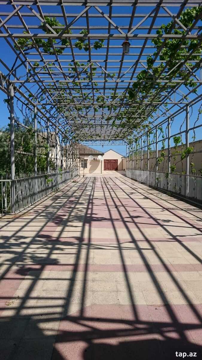 Bağ evi, Pirşağı qəs.