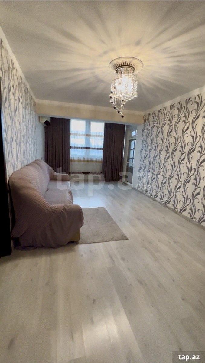 3-otaqlı mənzil, Azadlıq pr. 116, 65 m²