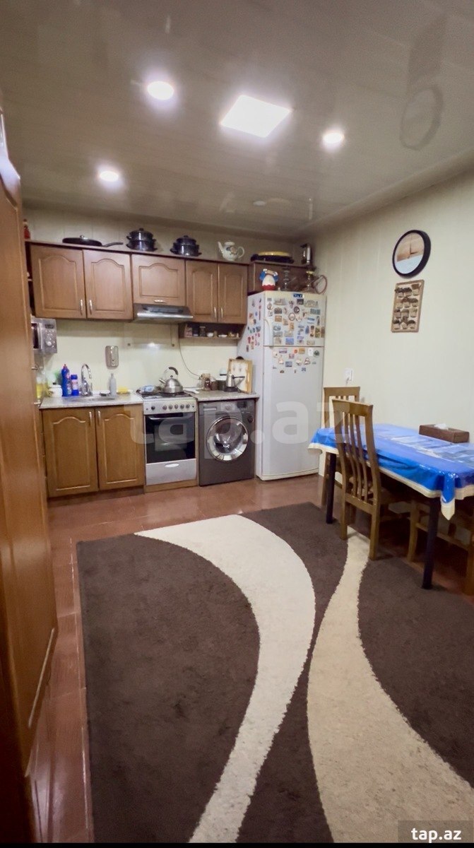 3-otaqlı mənzil, Azadlıq pr. 116, 65 m²
