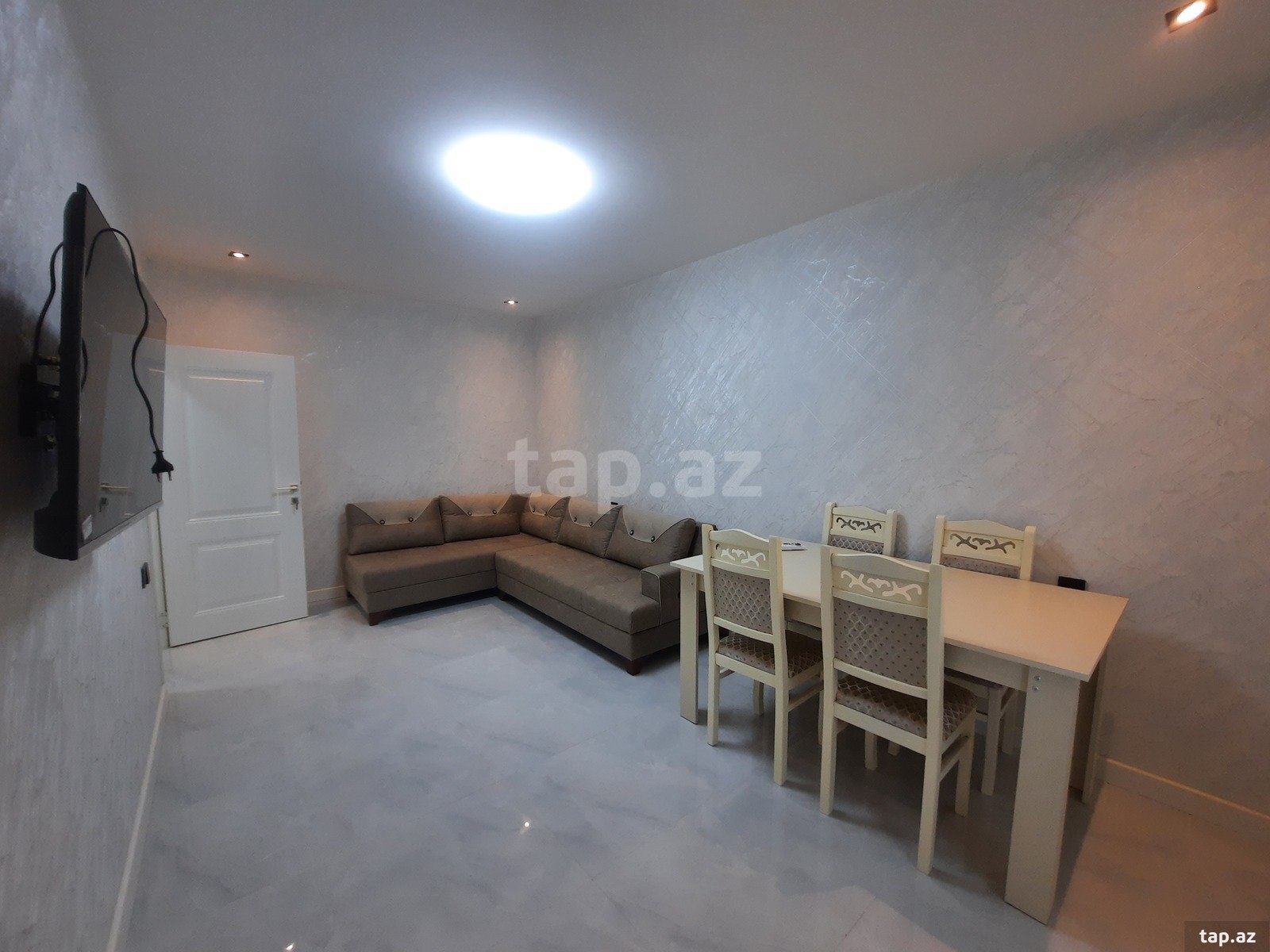 2-otaqlı mənzil kirayə verilir, İçərişəhər m., 40 m²
