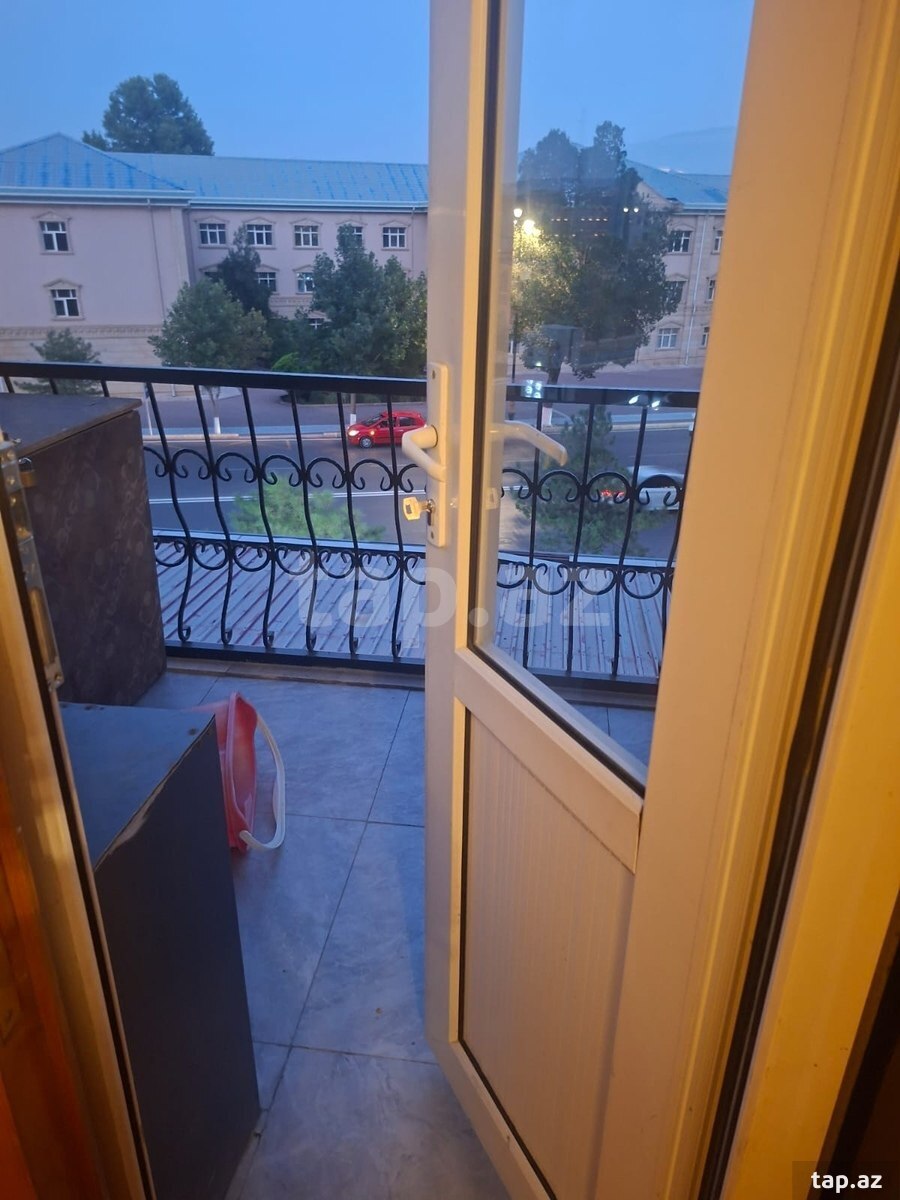 3-otaqlı mənzil kirayə verilir, Naxçıvan ş., 80 m²