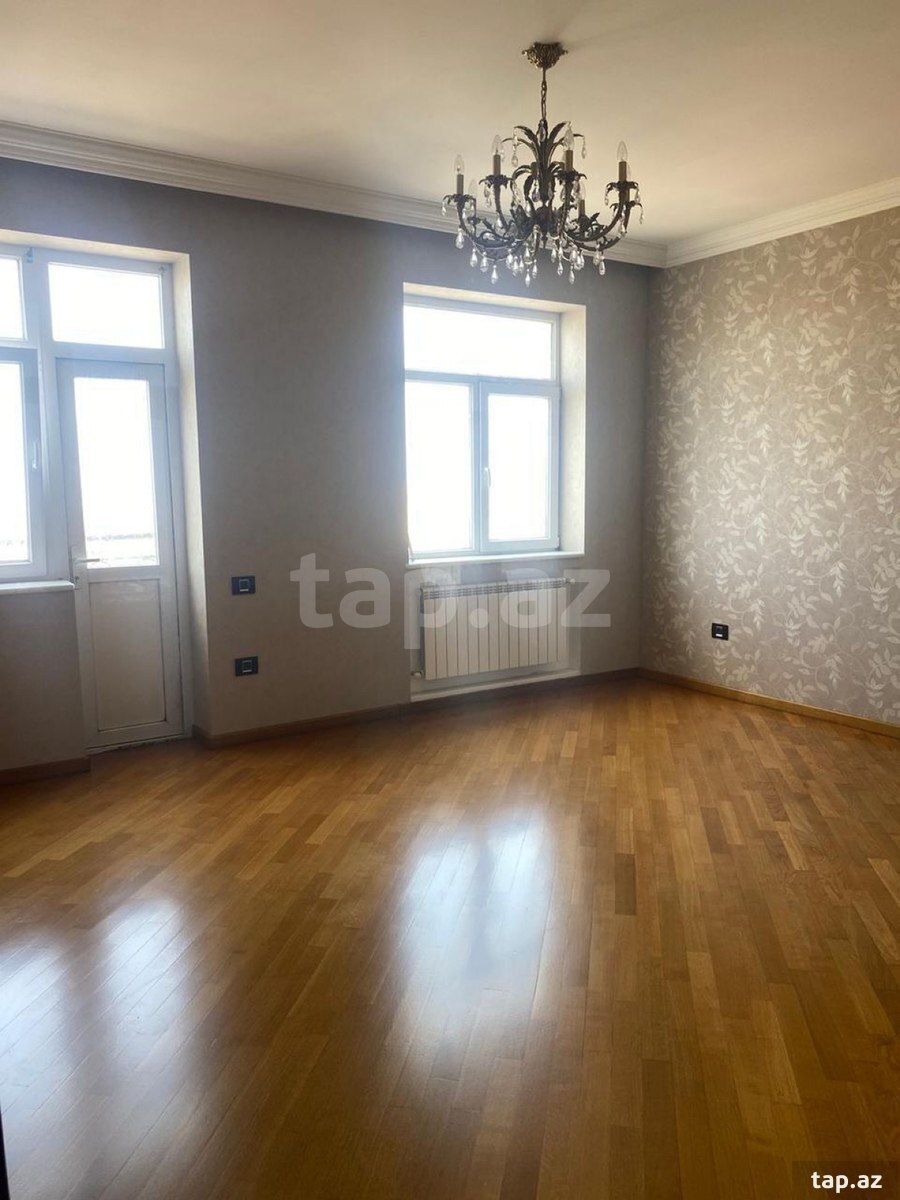 5-otaqlı yeni tikili, Asif Məhərrəmov küç., 300 m²