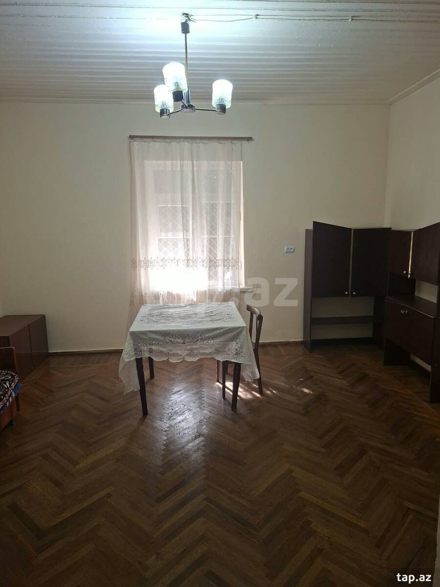 Həyət evi, Qara Qarayev m.