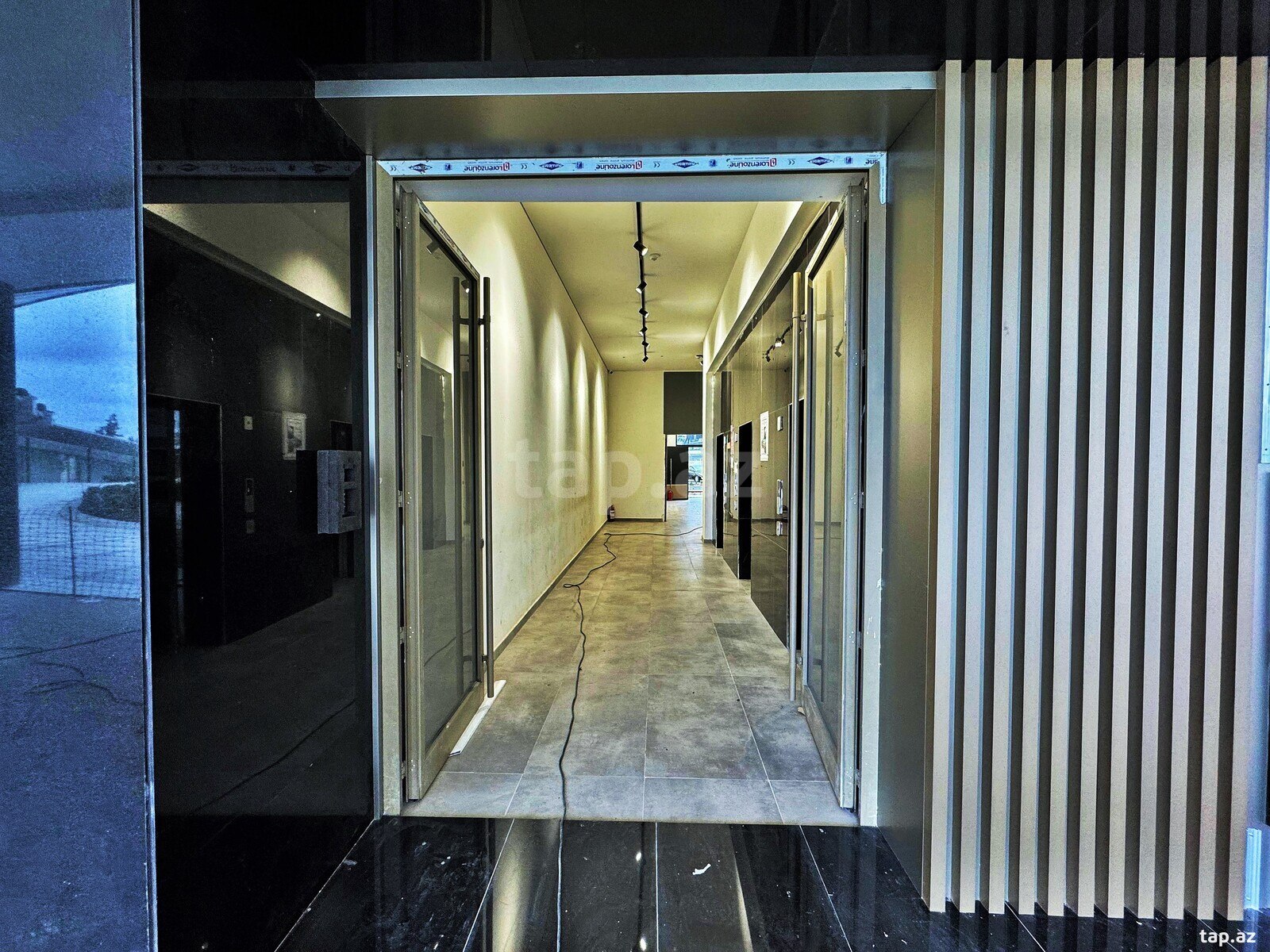 2-otaqlı yeni tikili, Həmdəm Ağayev küç., 90 m²
