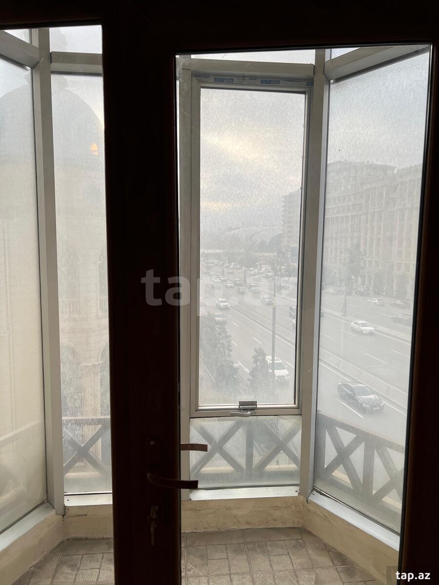 6-otaqlı yeni tikili, Nərimanov r., 265 m²