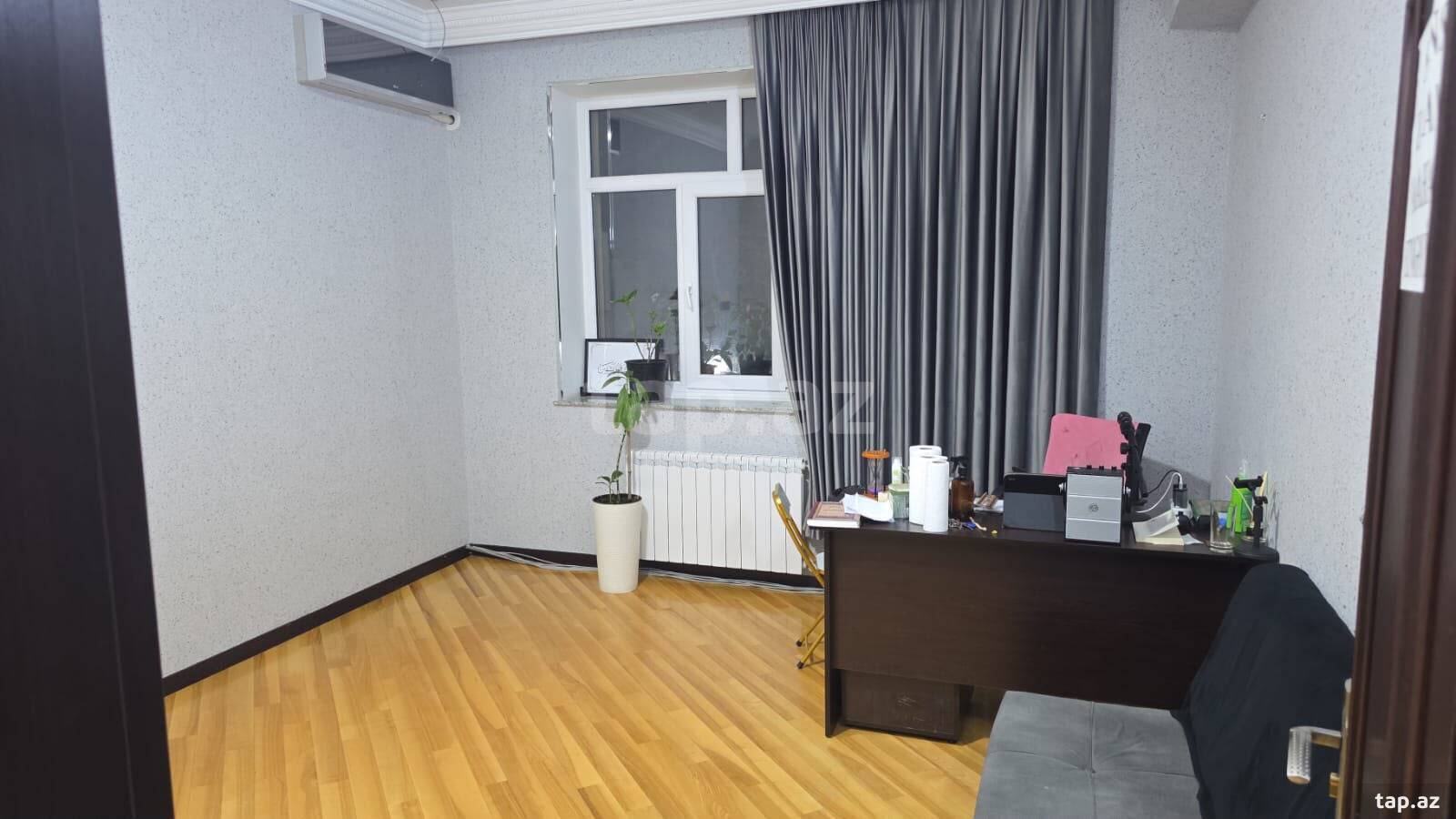 Ofis icarəyə verilir, Yusif Vəzir Çəmənzəminli küç.