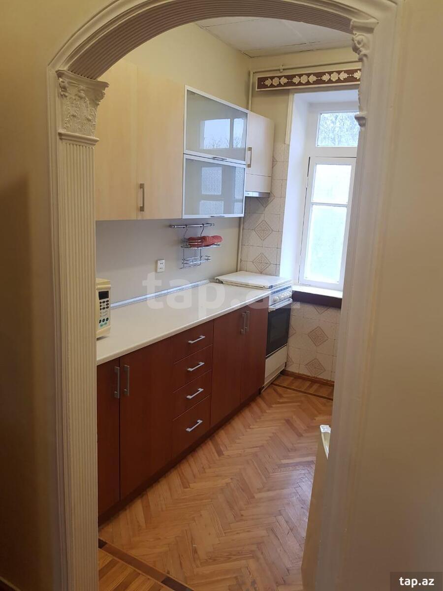 2-otaqlı mənzil kirayə verilir, Nərimanov r., 70 m²