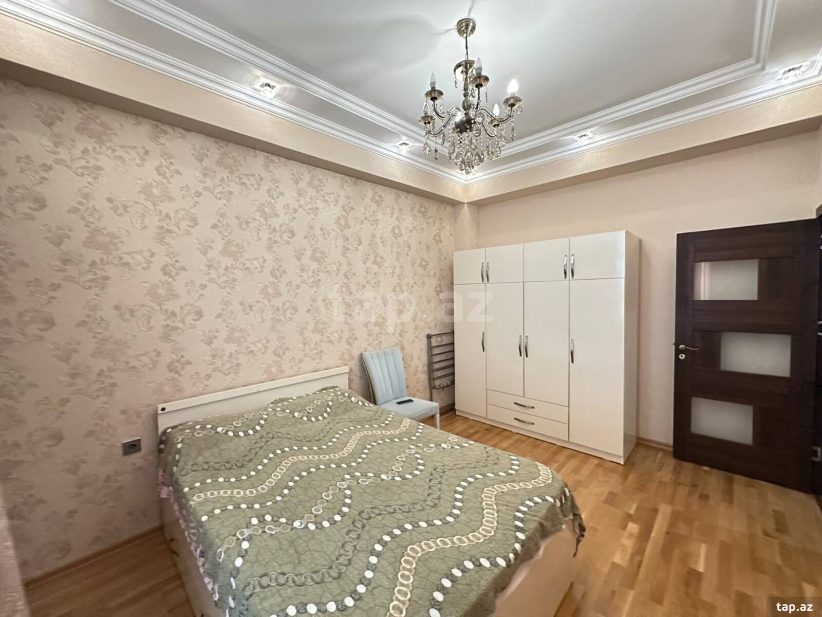 3-otaqlı yeni tikili, Qara Qarayev pr., 104 m²