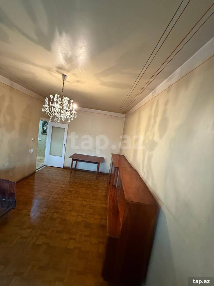 4-otaqlı mənzil, N. Tusi küç. 7, 90 m²