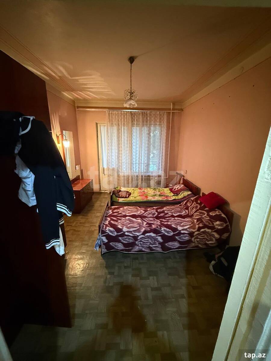 4-otaqlı mənzil, N. Tusi küç. 7, 90 m²