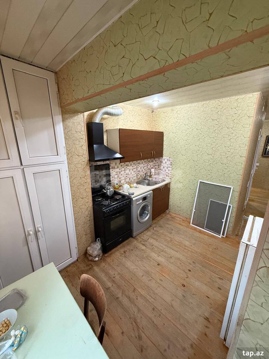 4-otaqlı mənzil, N. Tusi küç. 7, 90 m²