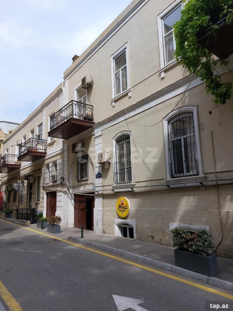 2 otaqlı mənzil satılır, Bakı