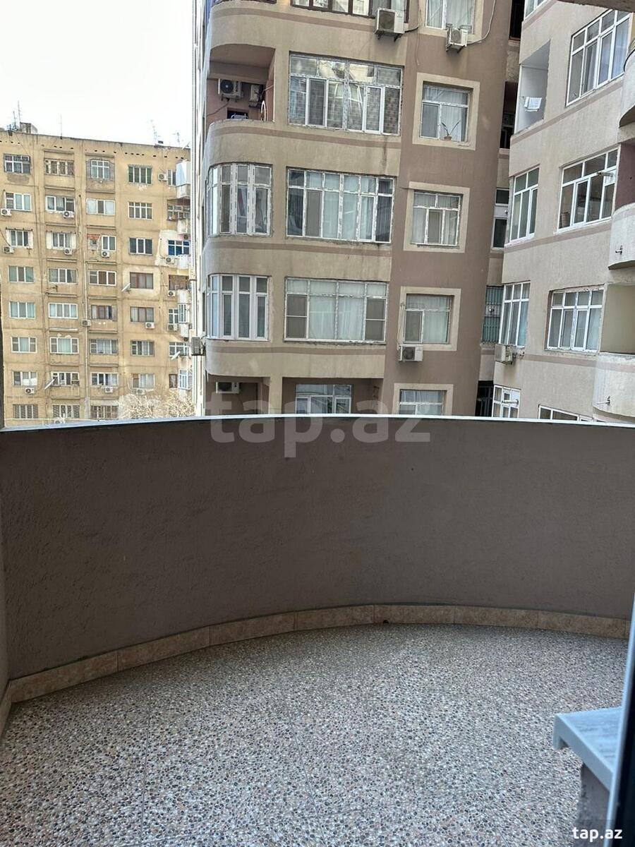 4-otaqlı yeni tikili, Binəqədi r., 180 m²