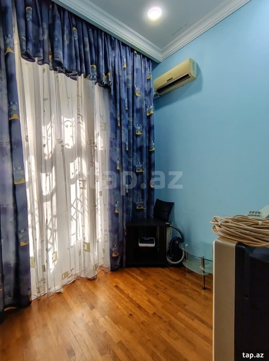 3-otaqlı mənzil kirayə verilir, Səbail r., 150 m²