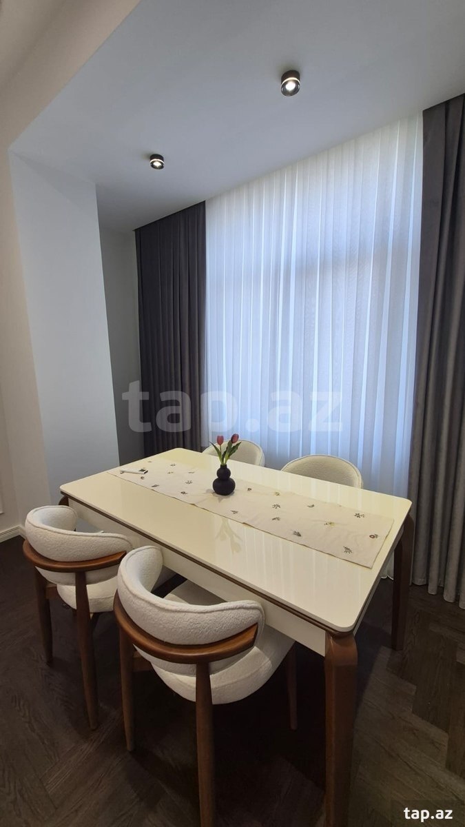 2-otaqlı yeni tikili, E.Akademiyası m., 68 m²