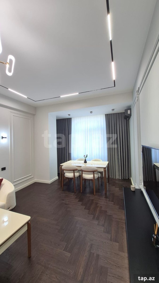 2-otaqlı yeni tikili, E.Akademiyası m., 68 m²