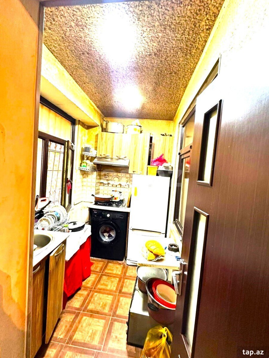3-otaqlı mənzil, Ç.Kərimov küç., 70 m²