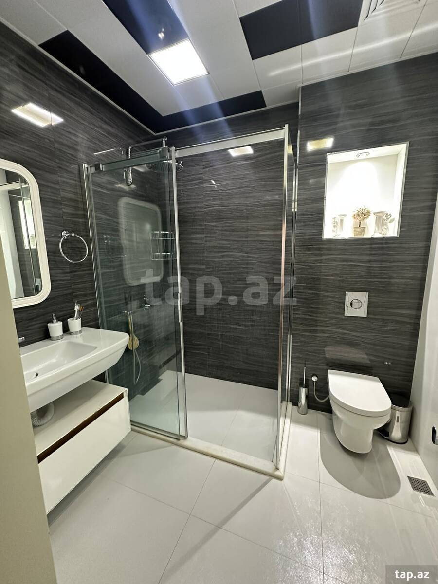 3-otaqlı yeni tikili kirayə verilir, Əbdülvahab Salamzadə küç., 130 m²