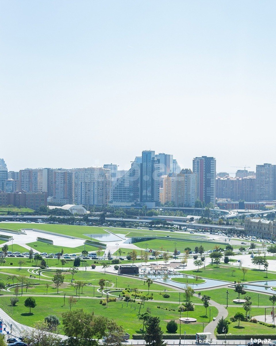 3-otaqlı yeni tikili, Balaəmi Dadaşov küç., 140 m²